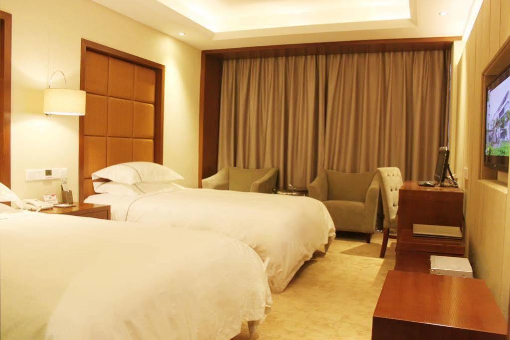 Yiwu Best Hotel Экстерьер фото