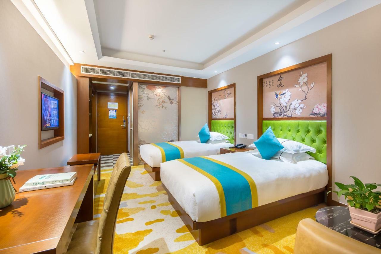 Yiwu Best Hotel Экстерьер фото